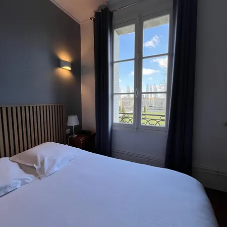 Le Griffon Hotel Blerancourt