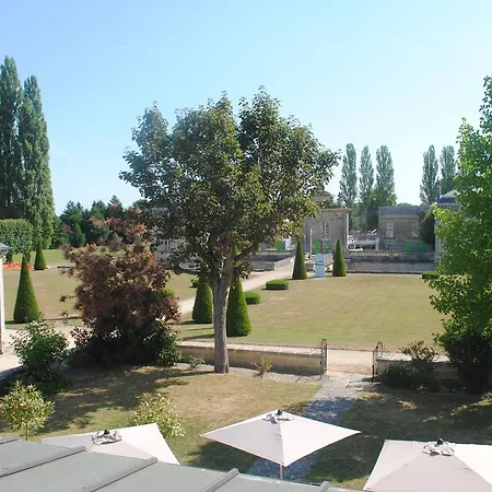 Le Griffon Hotel 2*