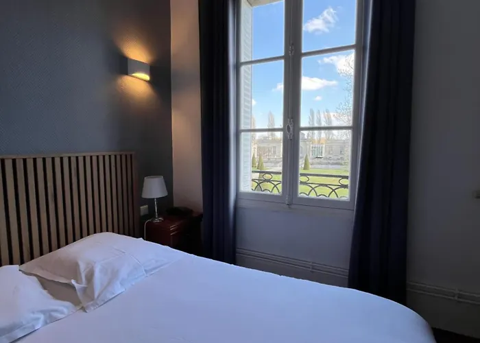 Le Griffon Hotel Blerancourt